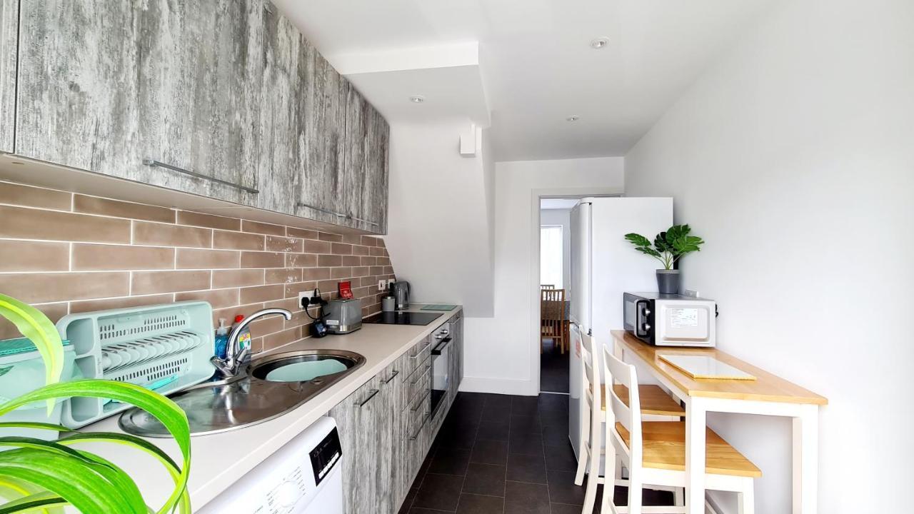 Villa Station Heights Rayleigh Esterno foto